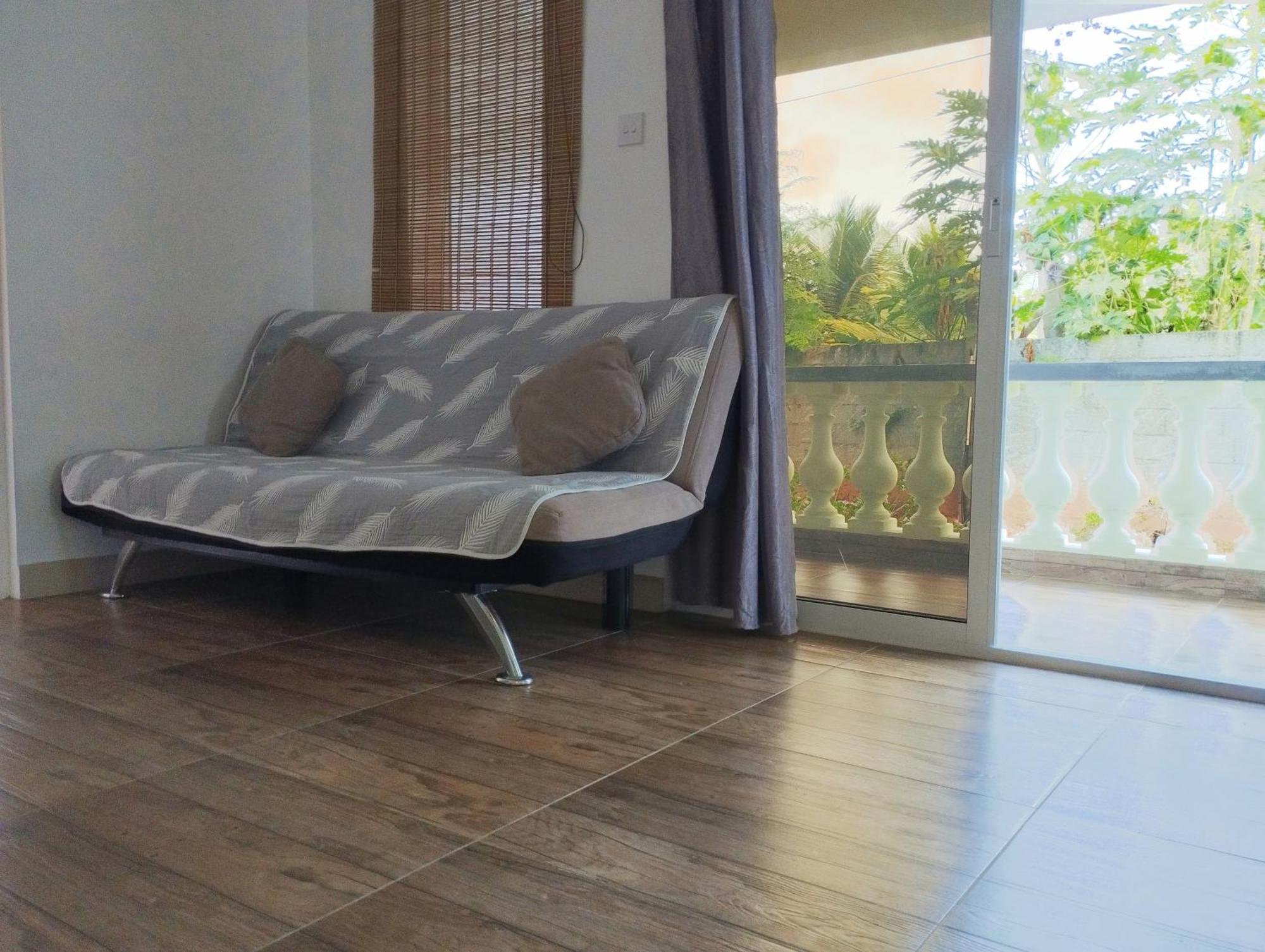 Dovass Self Catering Apartments Takamaka Bagian luar foto