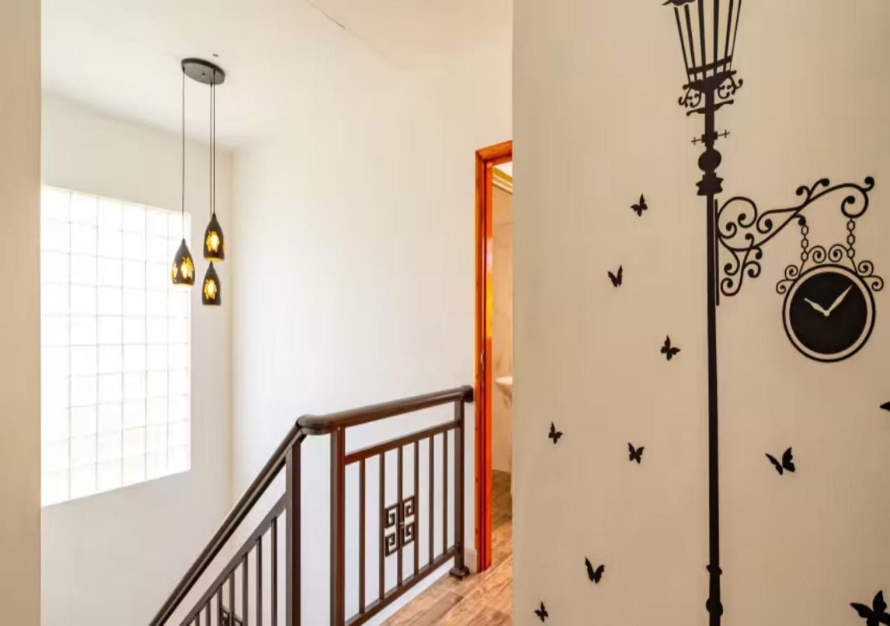 Dovass Self Catering Apartments Takamaka Bagian luar foto
